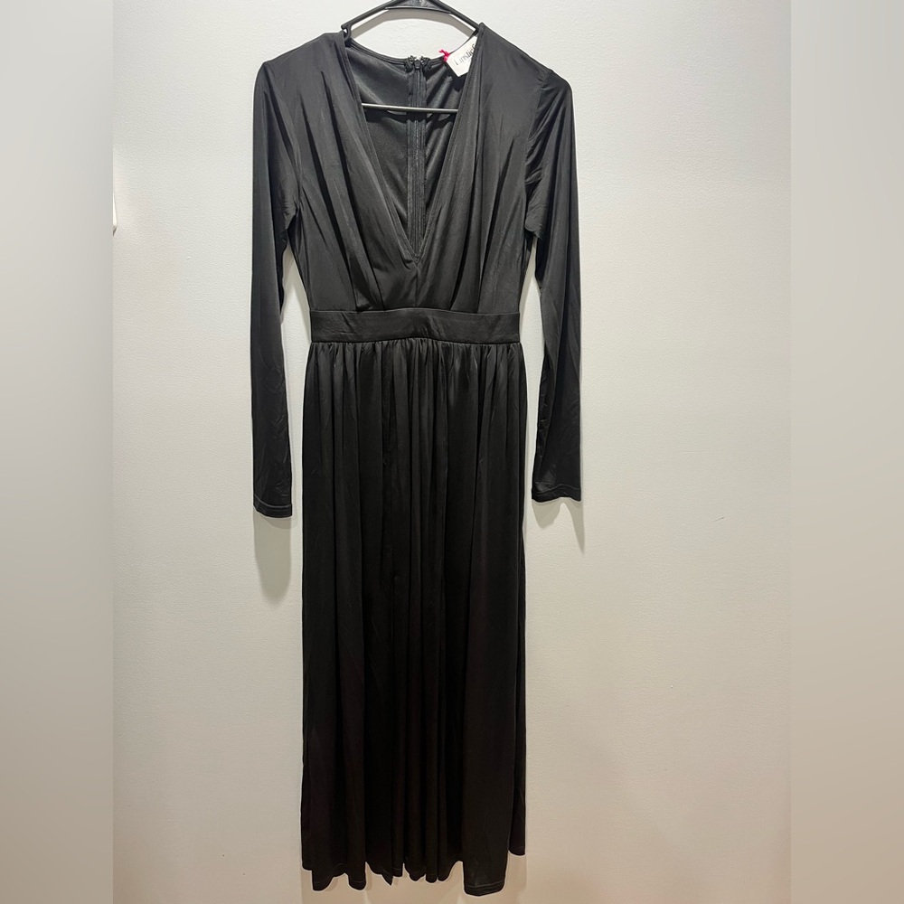 NWT Lipstick Boutique V-Neck Long Sleeve Maxi‎ Dress Black,Size 10